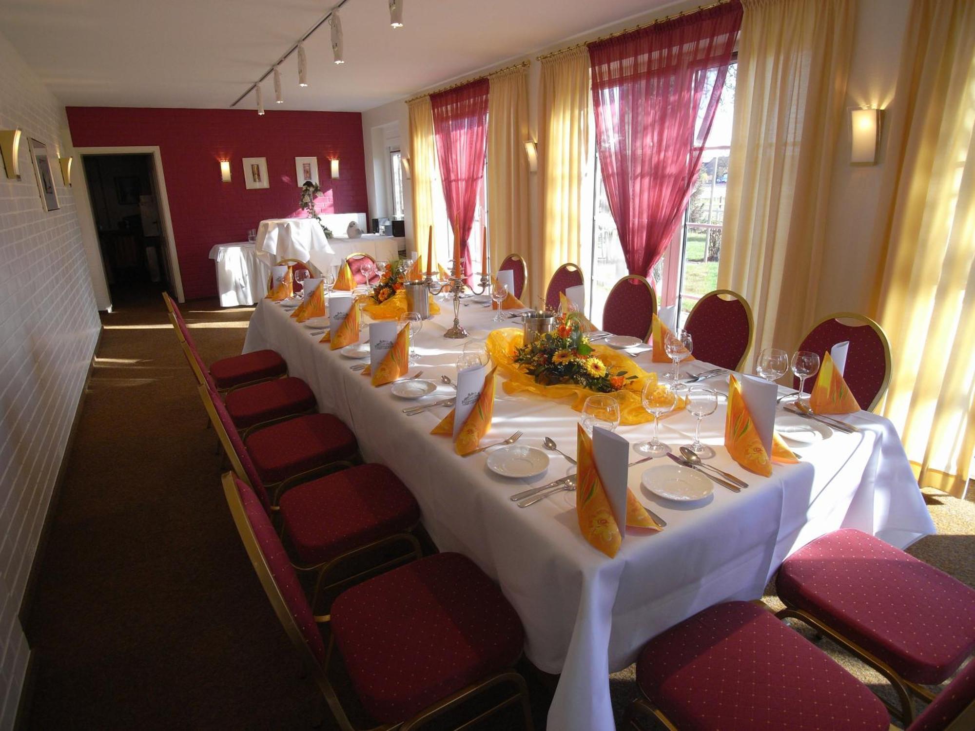Land-Gut-Hotel Restaurant Kreuz Meyer Stuhr Luaran gambar