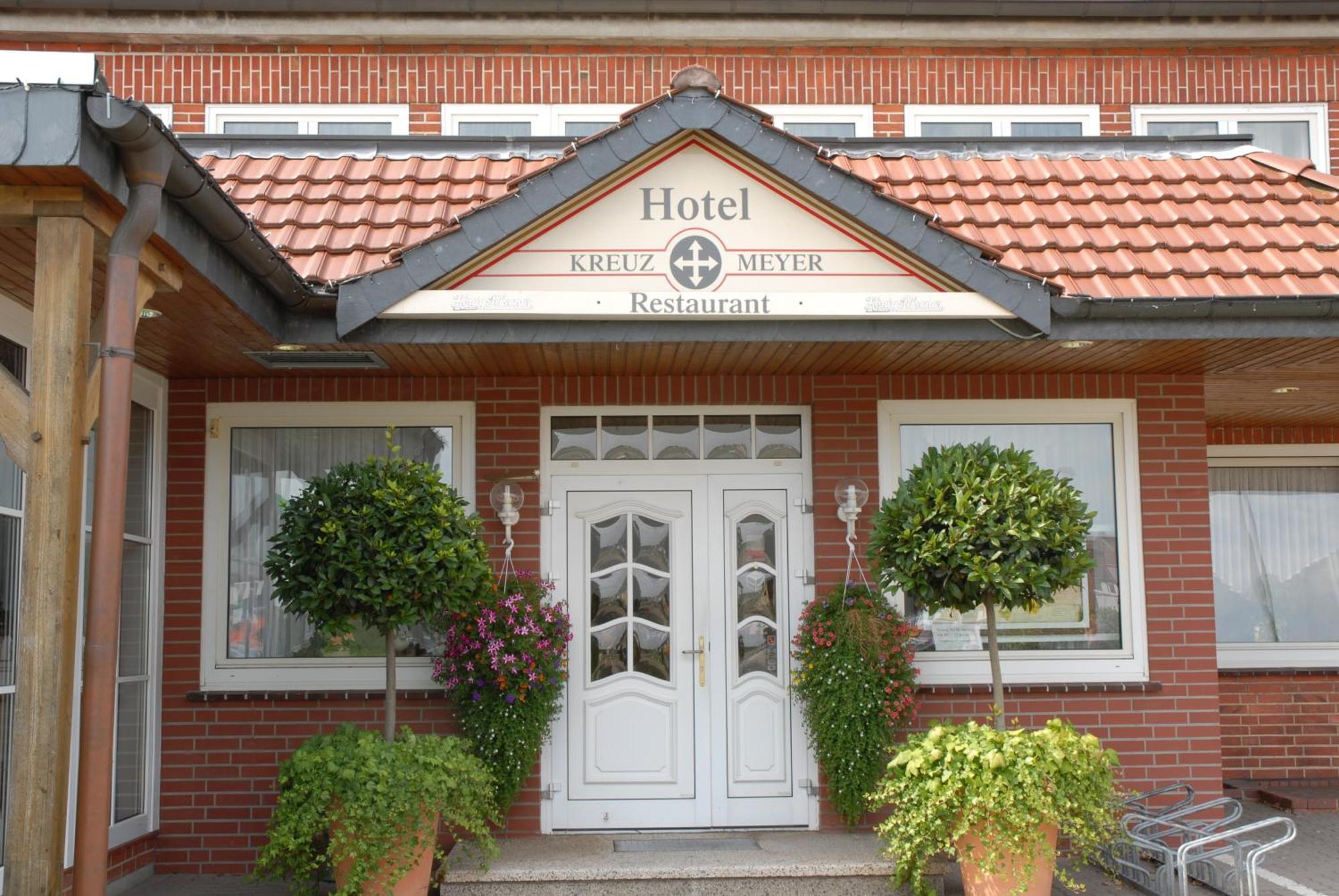 Land-Gut-Hotel Restaurant Kreuz Meyer Stuhr Luaran gambar