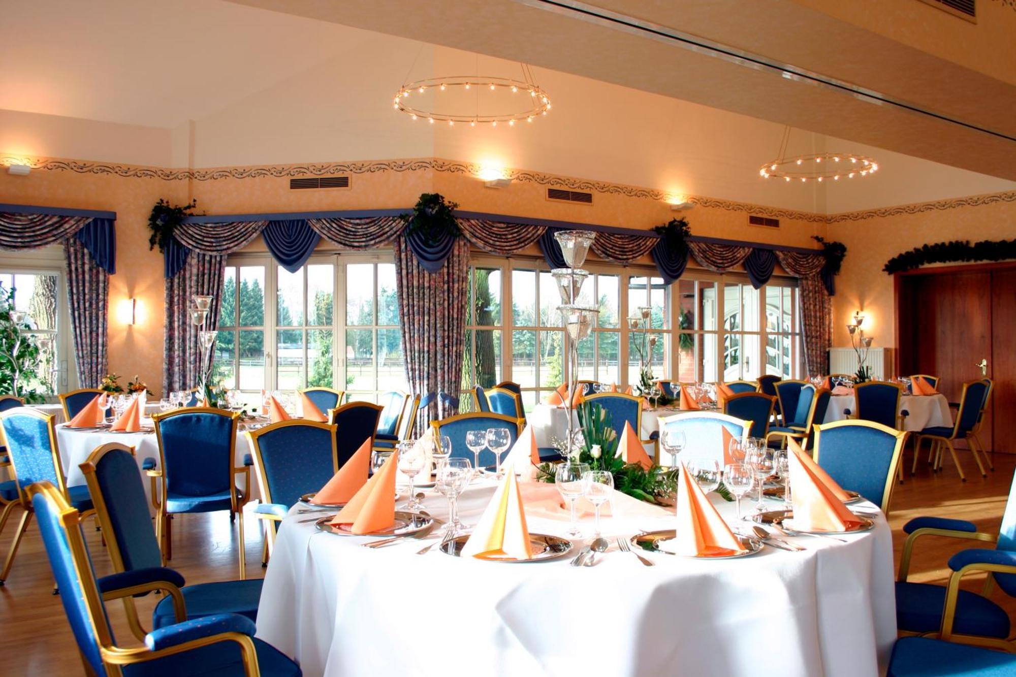 Land-Gut-Hotel Restaurant Kreuz Meyer Stuhr Luaran gambar