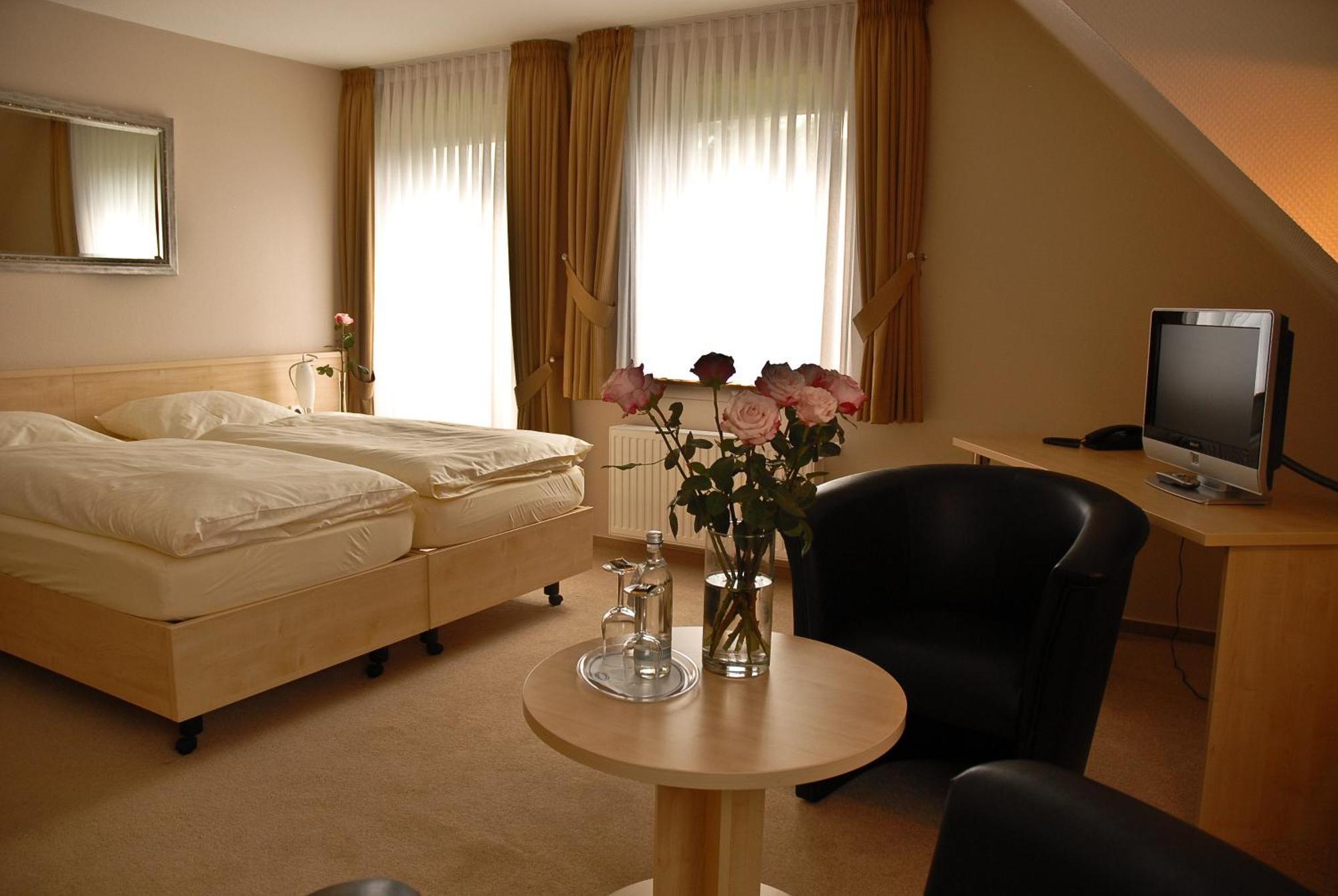 Land-Gut-Hotel Restaurant Kreuz Meyer Stuhr Luaran gambar